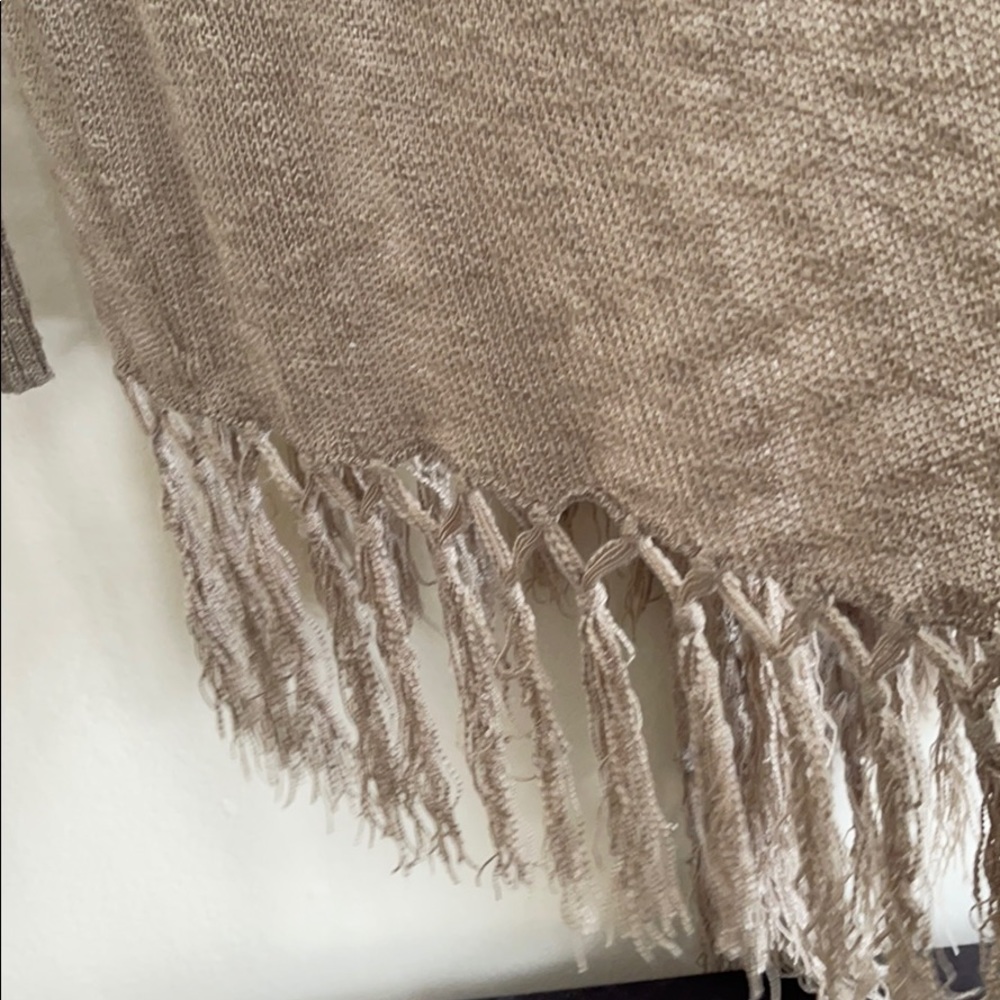 Cardigan - Picture 2 of 3
